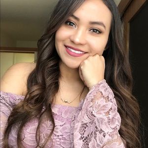 Meet your Posher, Daniela